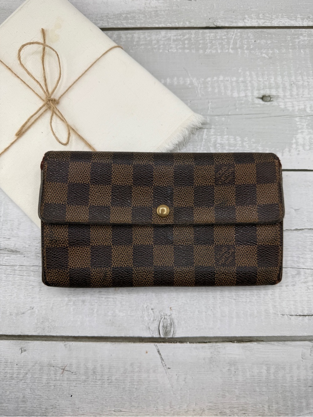 AUTHENTIC LOUIS VUITTON Monogram Porte-Monnaie Billets Tresor Wallet